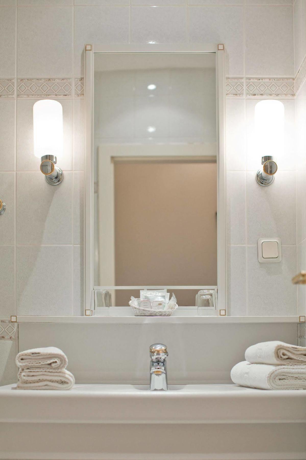 Hotel Schwalbe Vienna Exterior photo